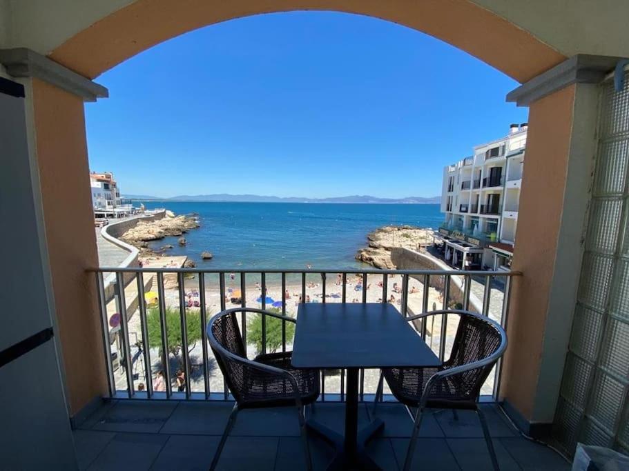 Apartament Bonaire L' Escala Extérieur photo
